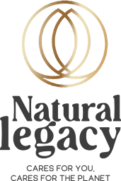 Una imagen pixelada que se asemeja a un planeta con un esquema de colores marrón y crema, rodeado de un fondo negro.